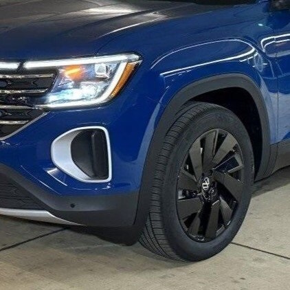 2025 Volkswagen Atlas SE Technology photo 3