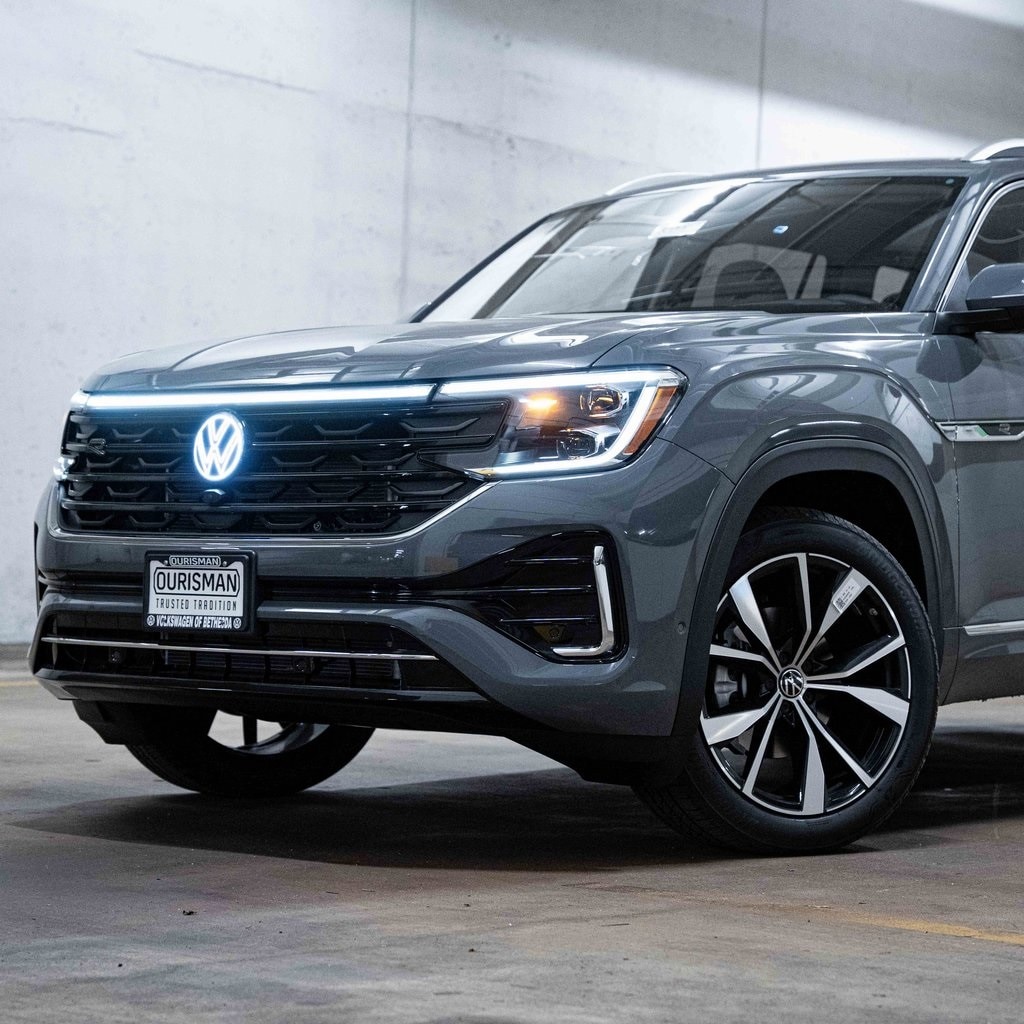 New 2026 Volkswagen Atlas 2.0T SEL Premium R-Line SUV
