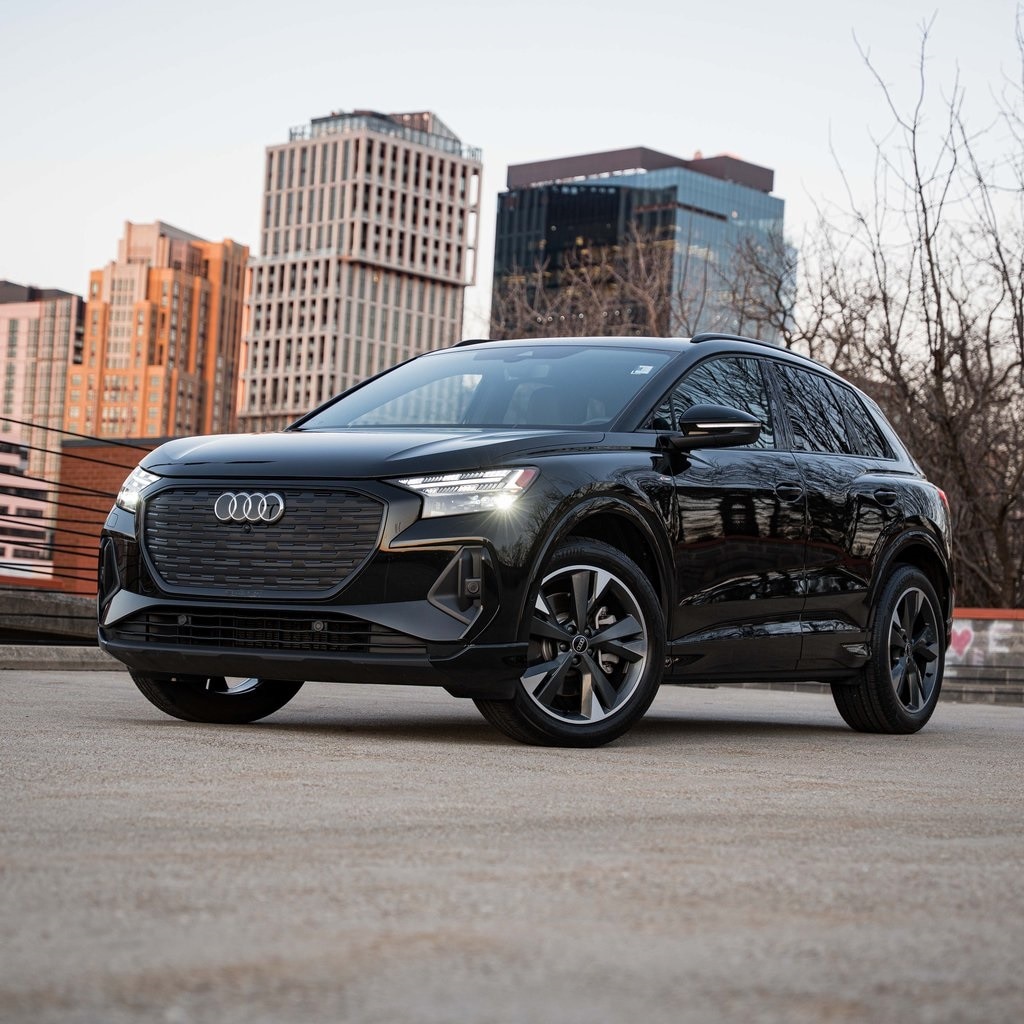 2024 Audi Q4 e-tron Prestige's photo