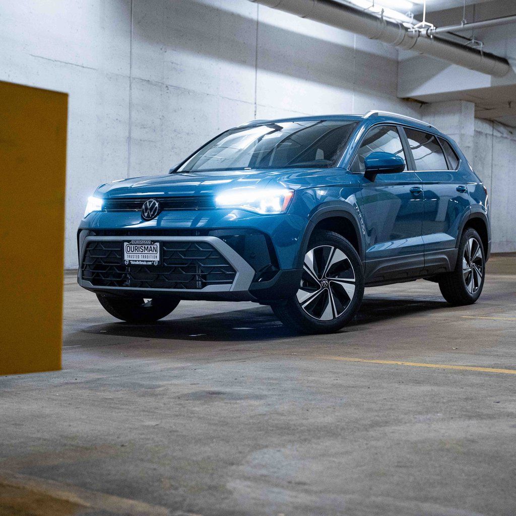 2026 Volkswagen Taos SE