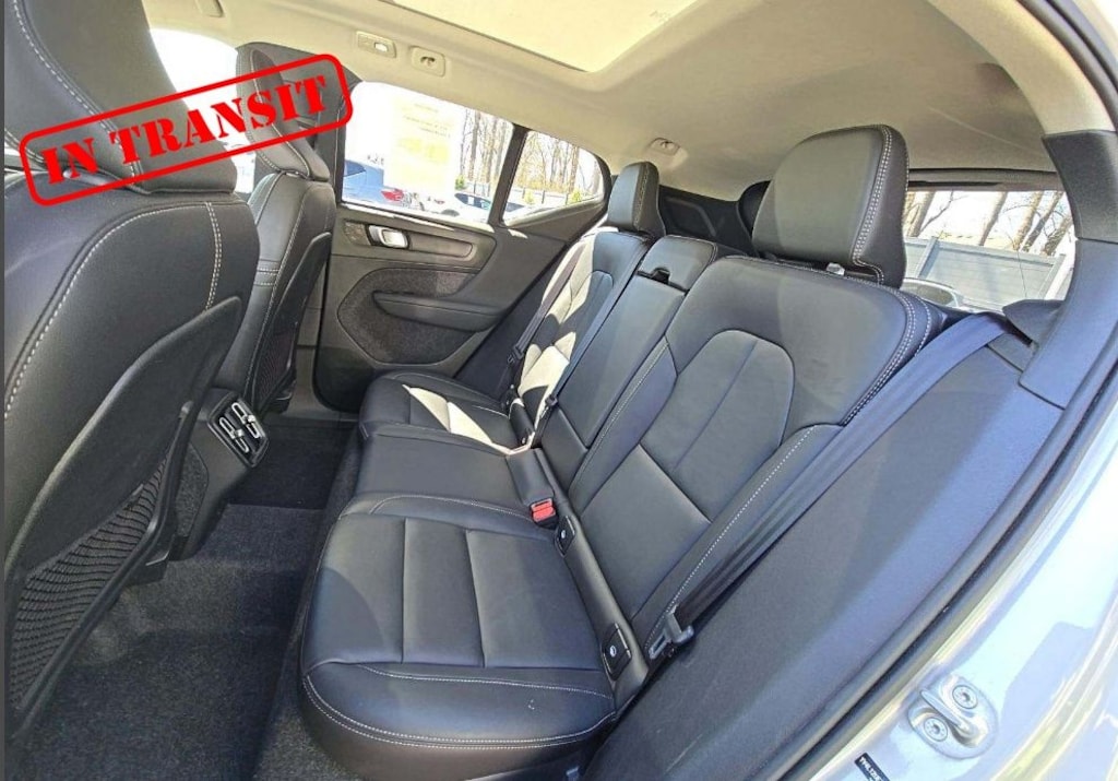 Used 2025 Volvo XC40 B5 Plus Bright Theme SUV