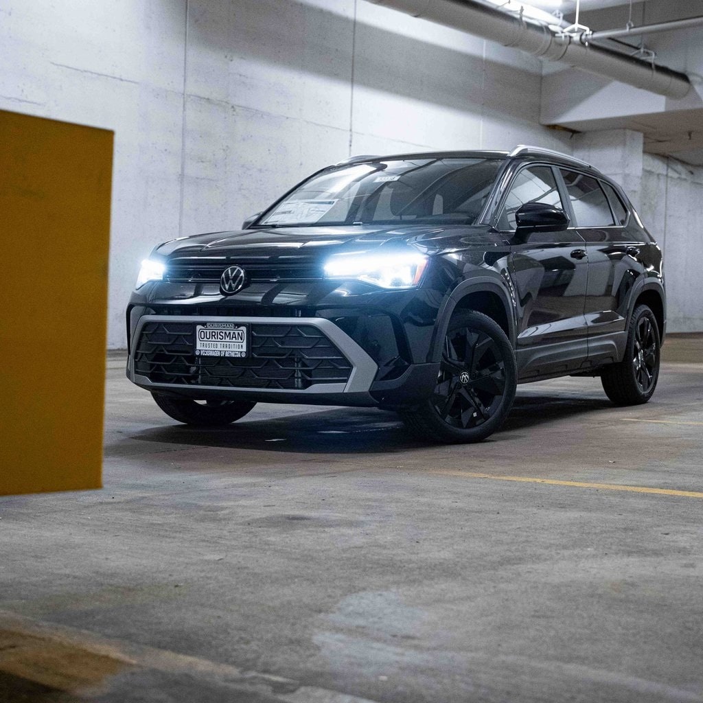 2026 Volkswagen Taos SE's photo