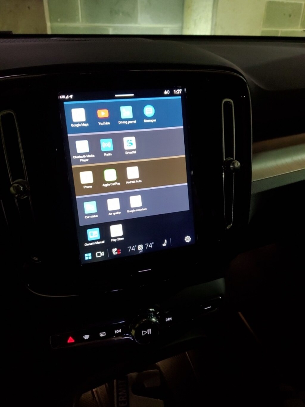 Used 2025 Volvo XC40 B5 Ultra Bright Theme SUV