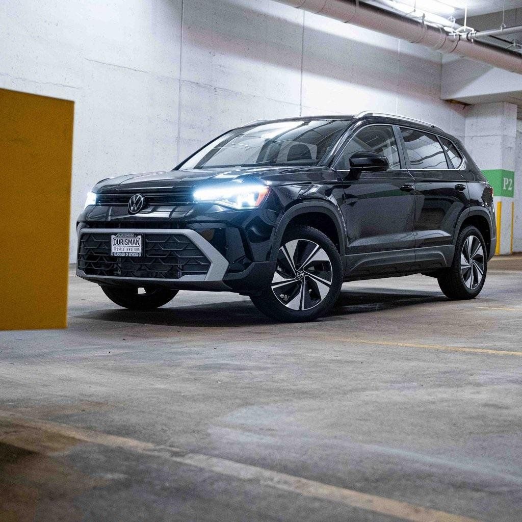 2025 Volkswagen Taos SE