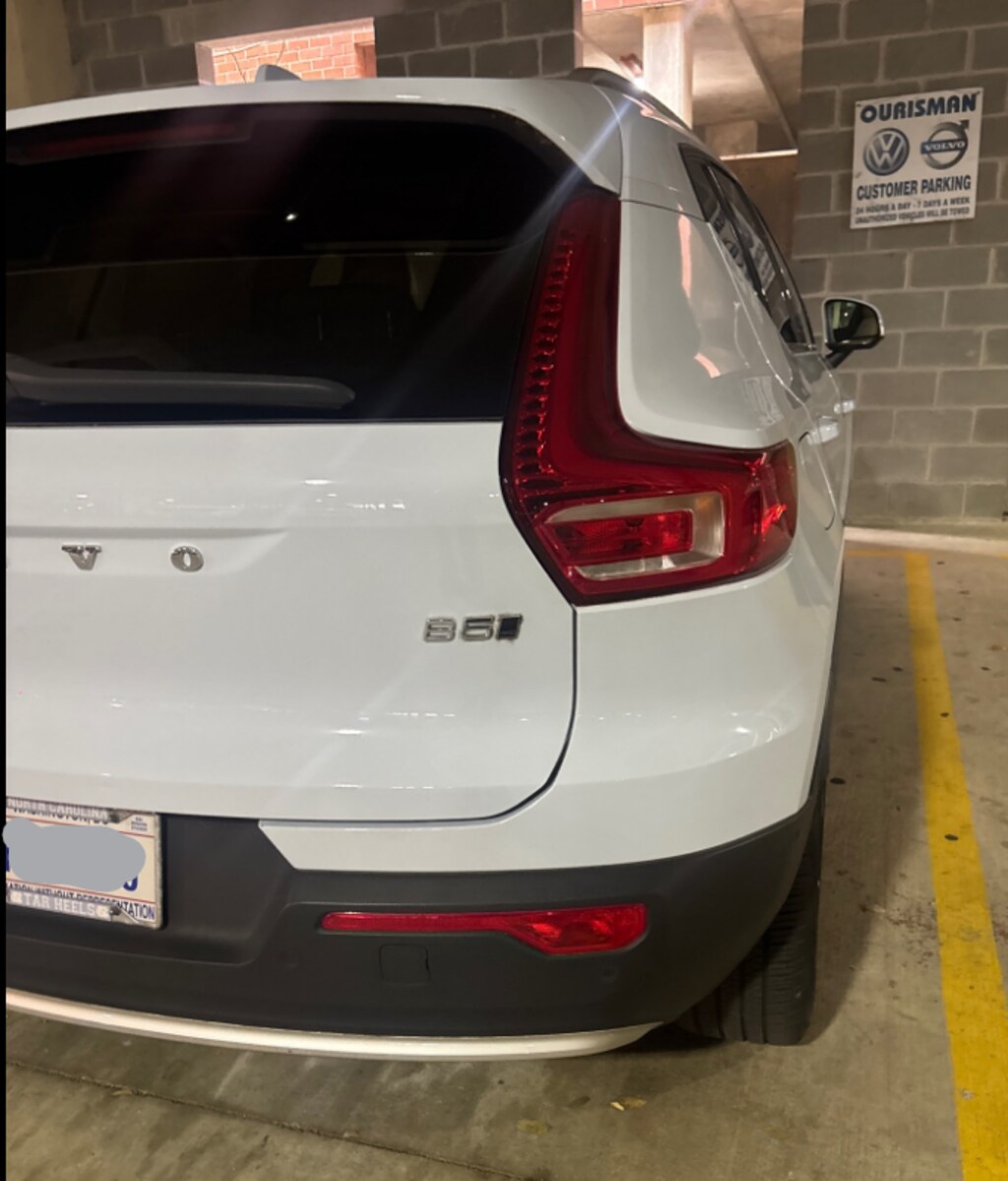 Certified 2024 Volvo XC40 B5 Plus Bright Theme SUV