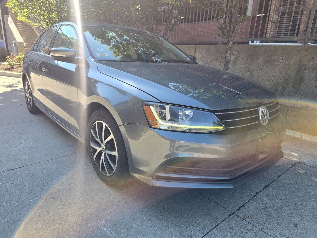 Used 2017 Volkswagen Jetta 1.4T SE Sedan