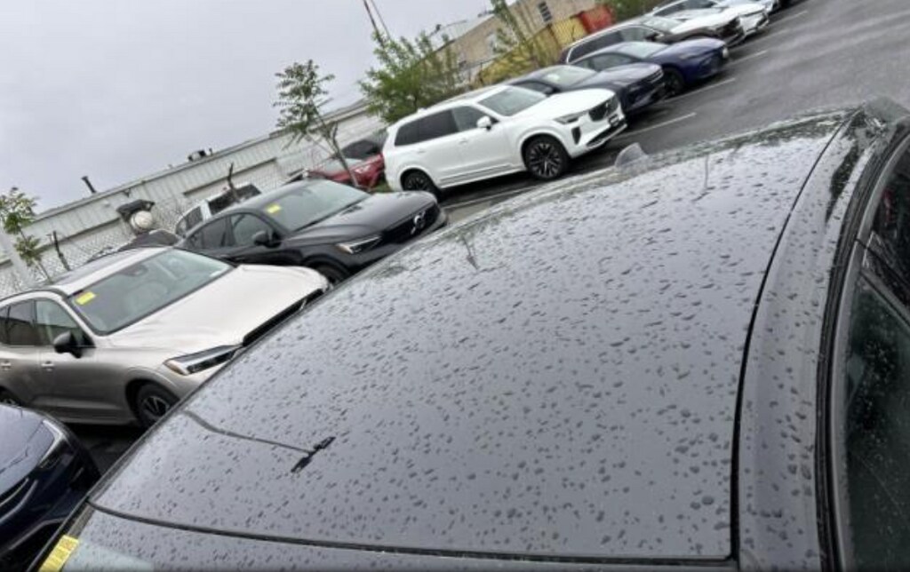 Used 2023 Volvo C40 Recharge Pure Electric Ultimate SUV