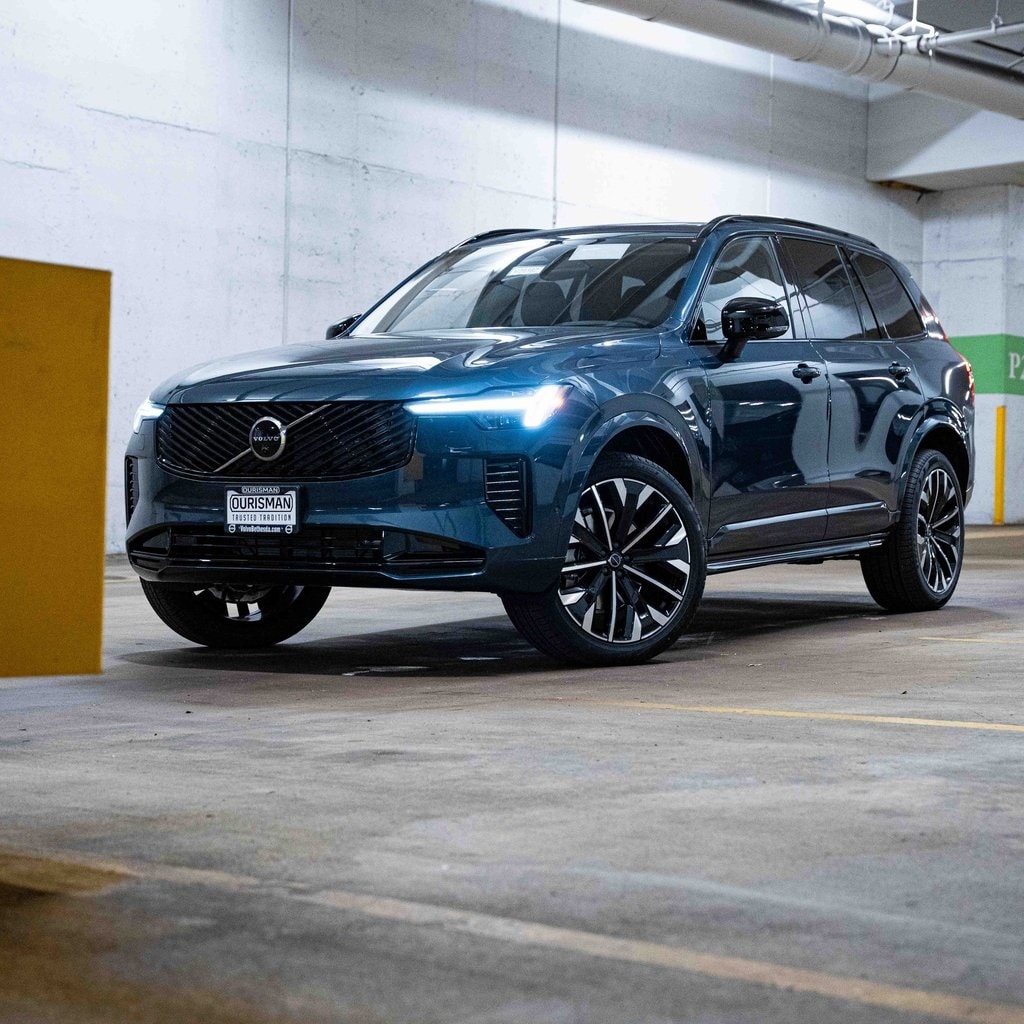 New 2026 Volvo XC90 B6 Ultra Dark Theme 7-Seater SUV