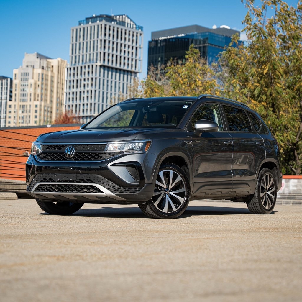 Used 2023 Volkswagen Taos 1.5T SE SUV