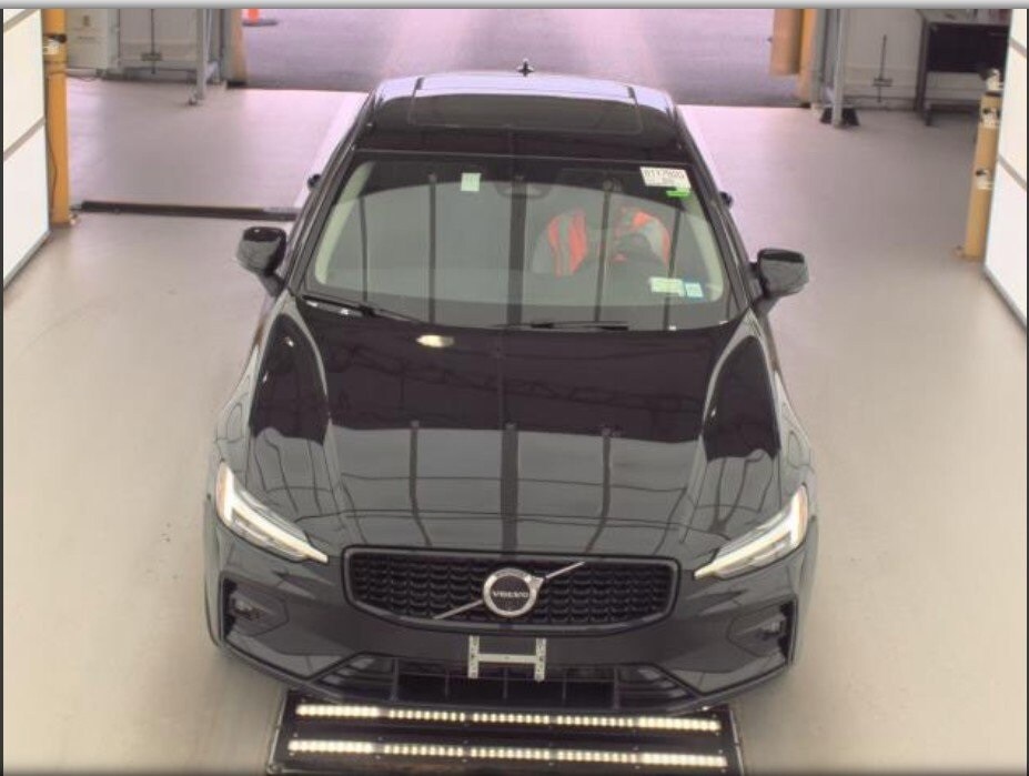 2025 Volvo S60 B5 Plus AWD photo 2