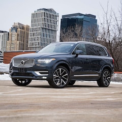 2024 Volvo XC90 B5 Plus SUV