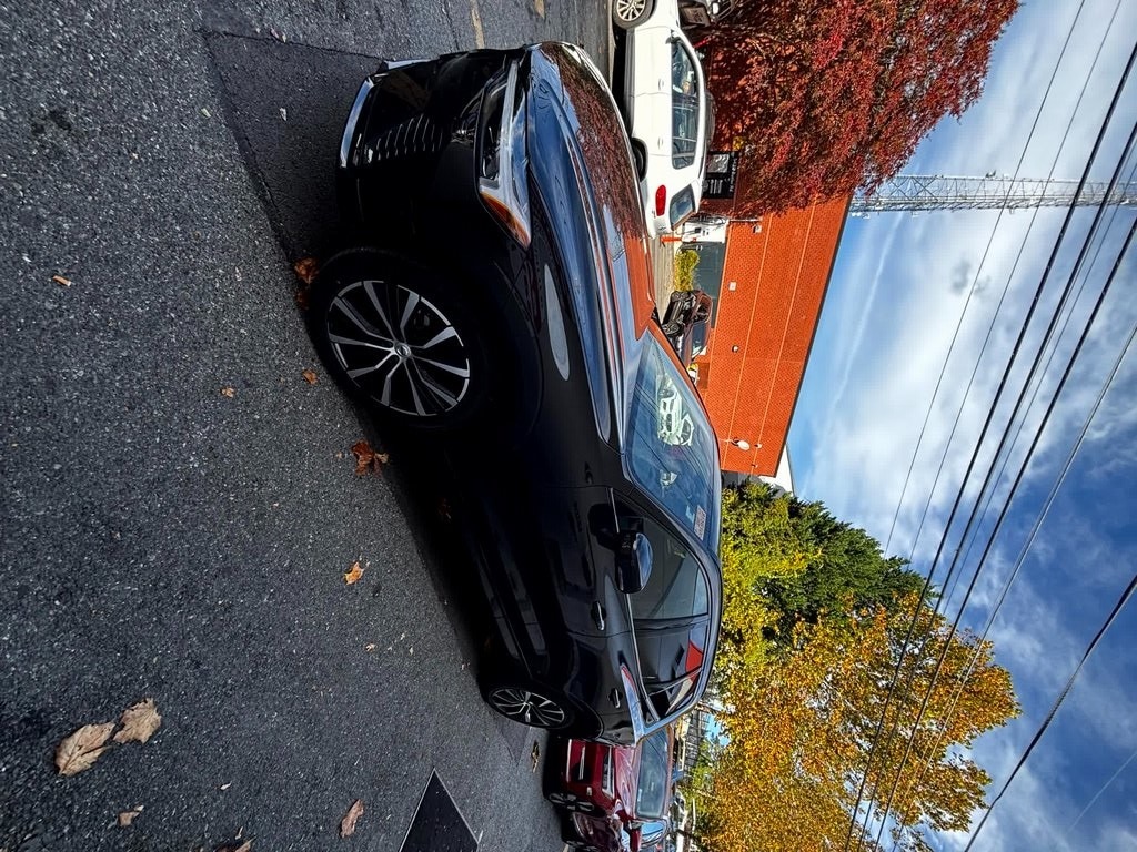 Used 2025 Volvo XC60 B5 Plus SUV