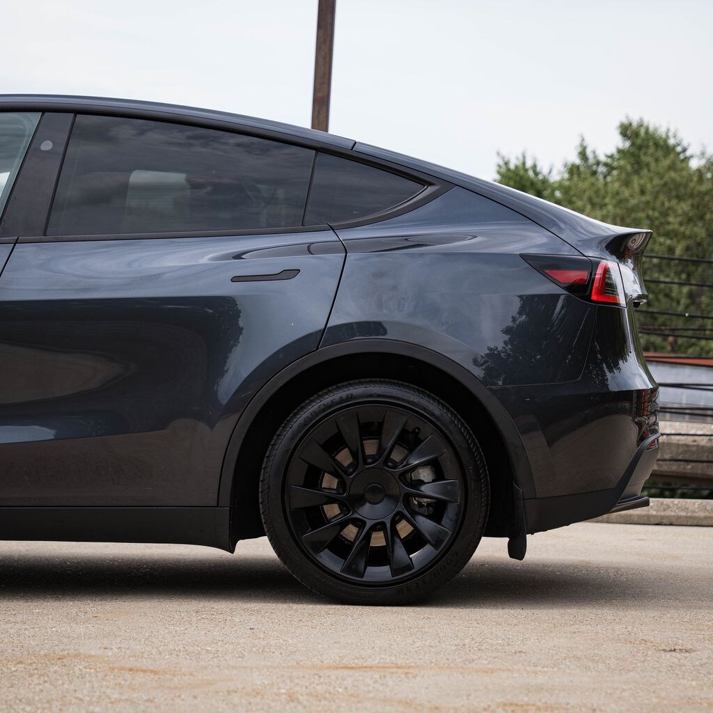 Used 2024 Tesla Model Y Long Range SUV