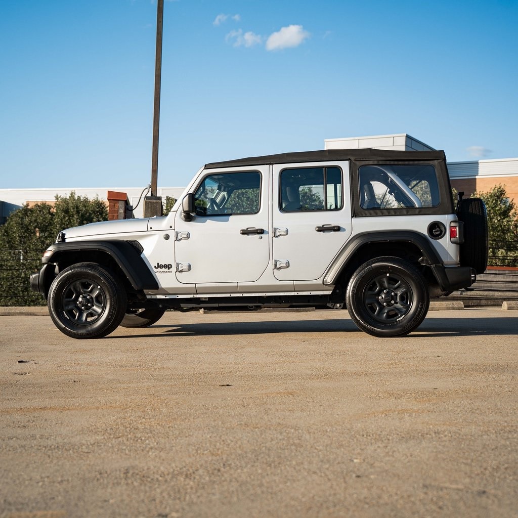 Used 2022 Jeep Wrangler Unlimited Sport SUV