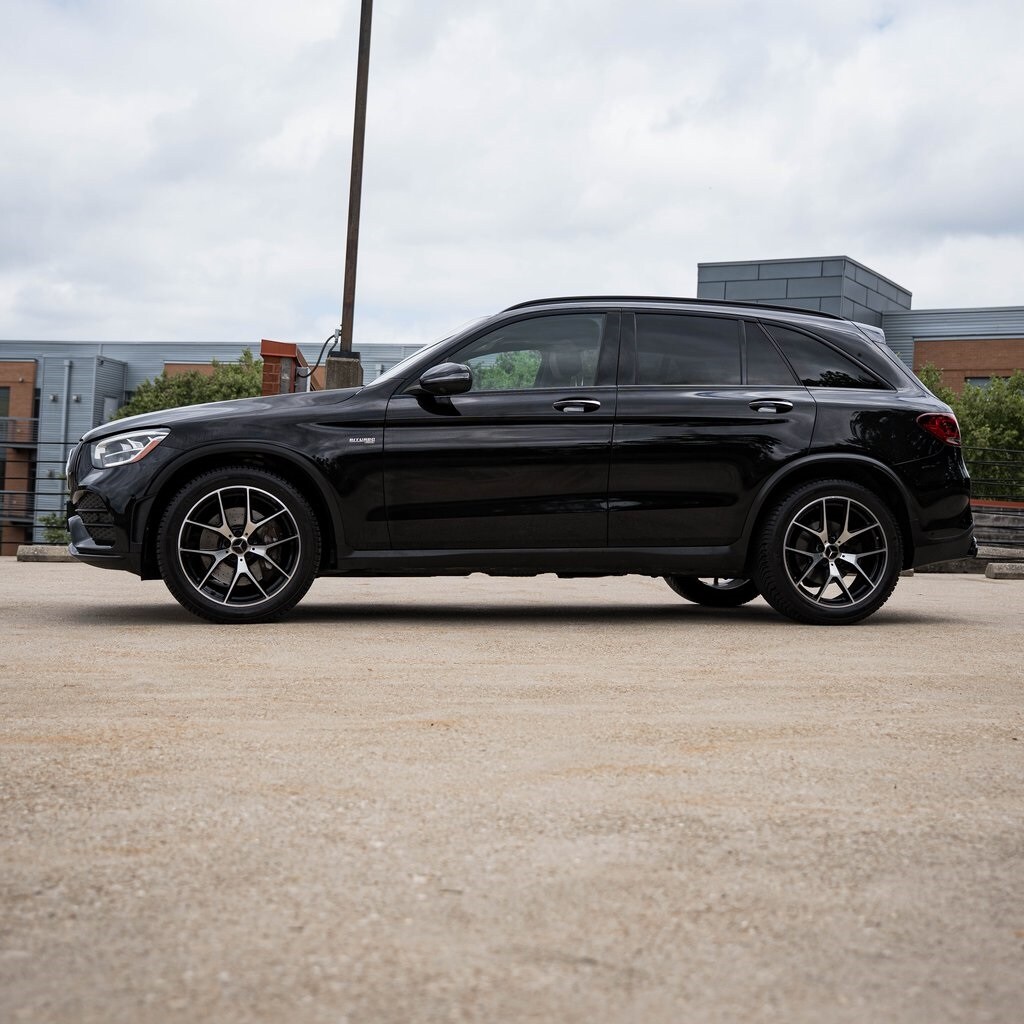 2020 Mercedes Benz GLC 43 AMG 4MATIC photo 3