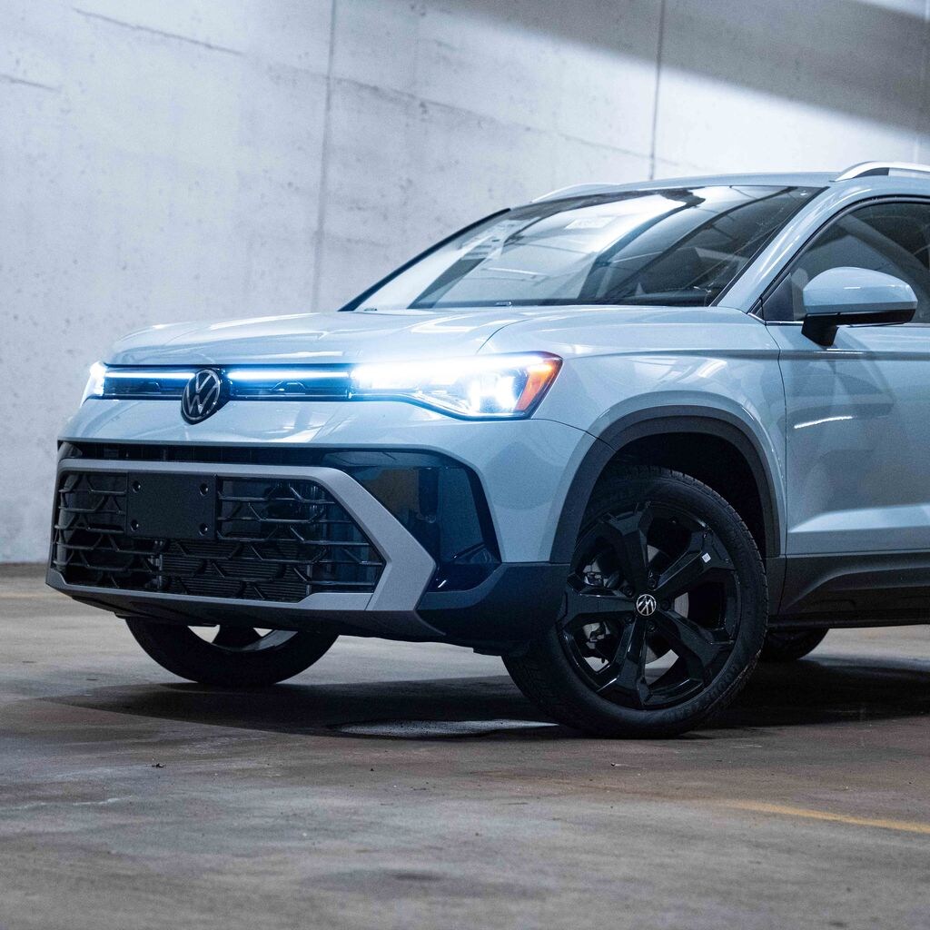 New 2026 Volkswagen Taos 1.5T SEL SUV