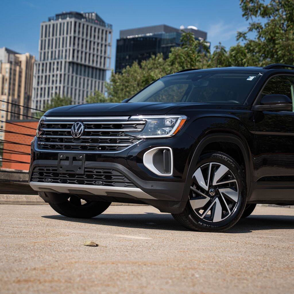 Certified 2026 Volkswagen Atlas 2.0T SE w/Technology SUV