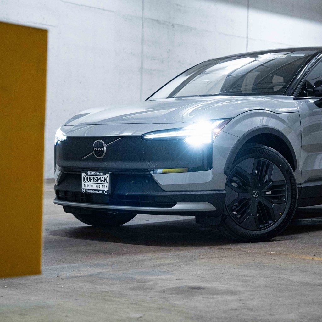 New 2026 Volvo EX30 Cross Country Ultra SUV