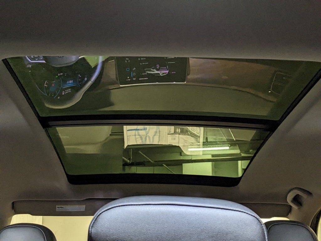 2026 Volkswagen Atlas SE w/Tech - Photo 13