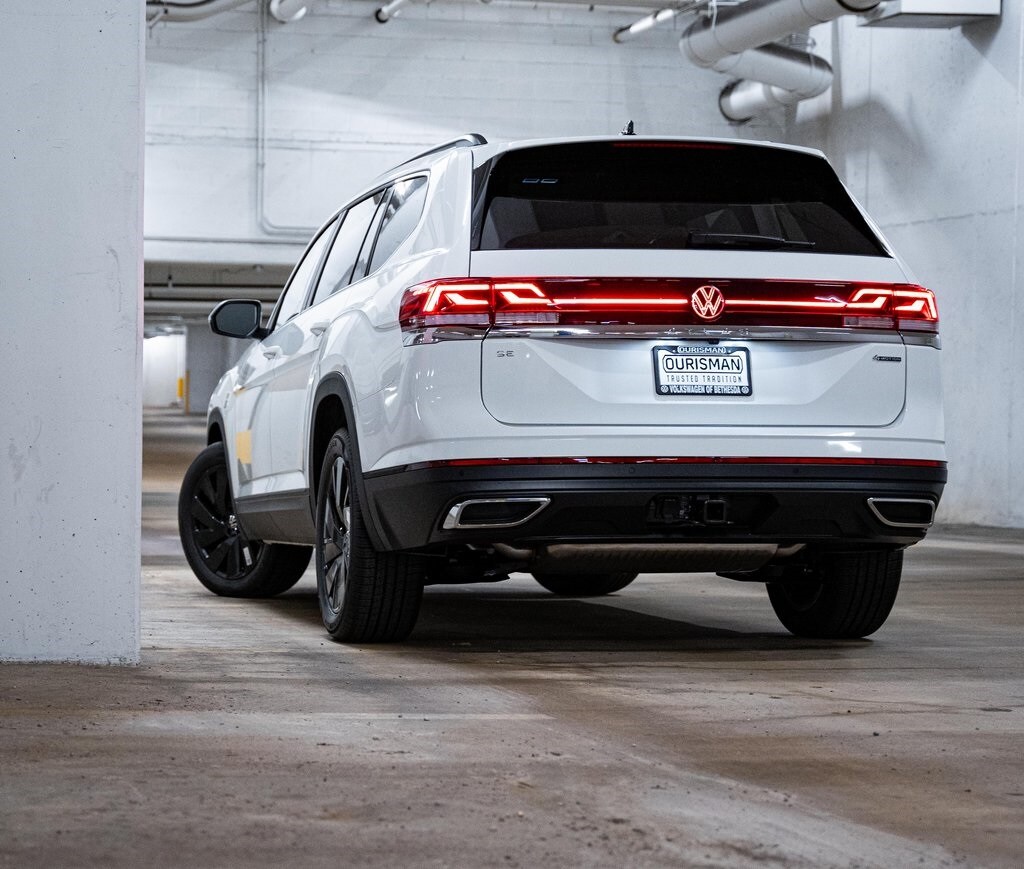 2025 Volkswagen Atlas SE Technology photo 4