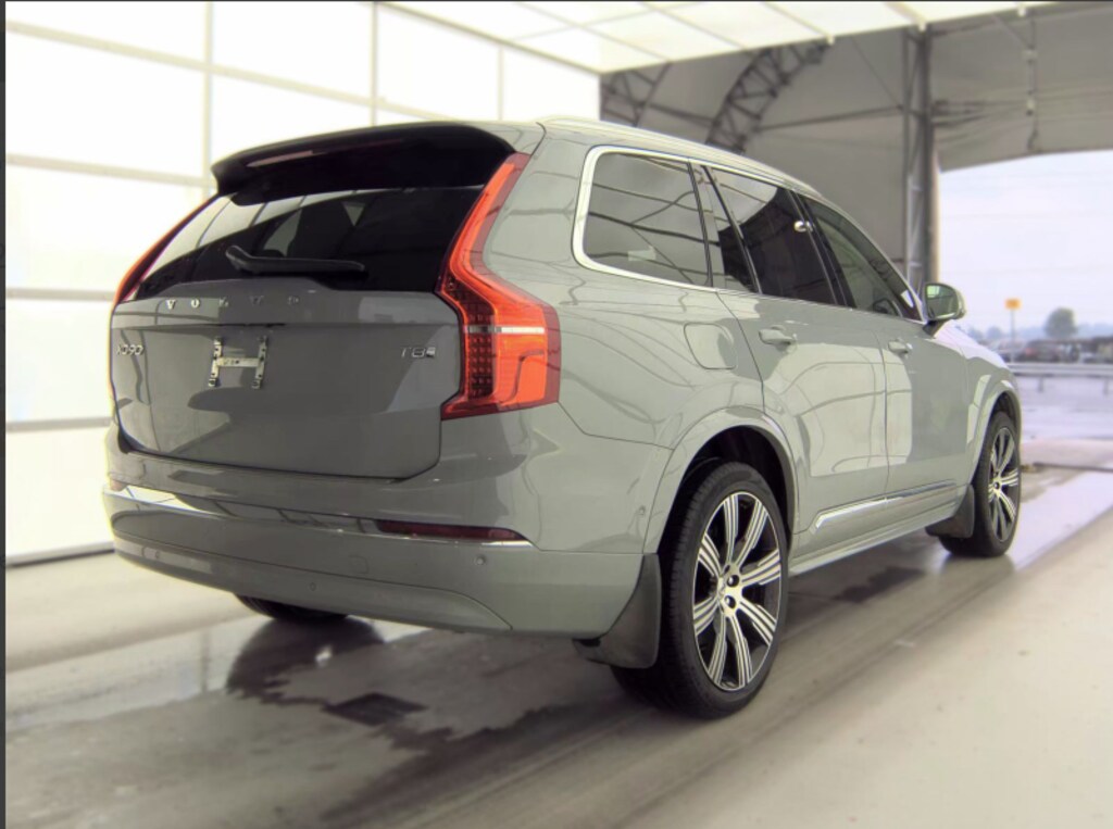 Used 2025 Volvo XC90 plug-in hybrid T8 Ultra SUV
