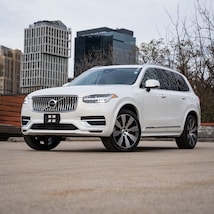 2024 Volvo XC90 plug-in hybrid T8 Core Bright Theme SUV