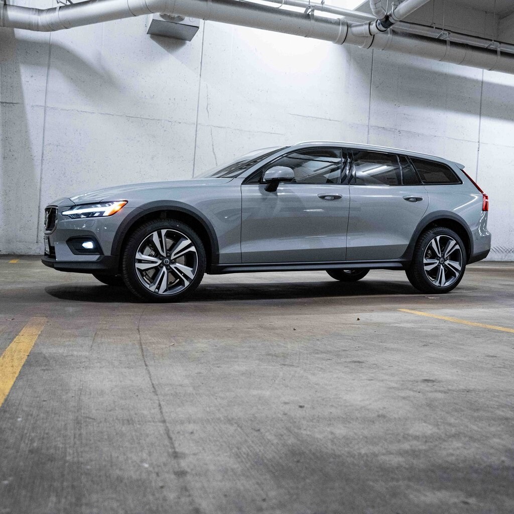 New 2026 Volvo V60 Cross Country B5 Plus Wagon