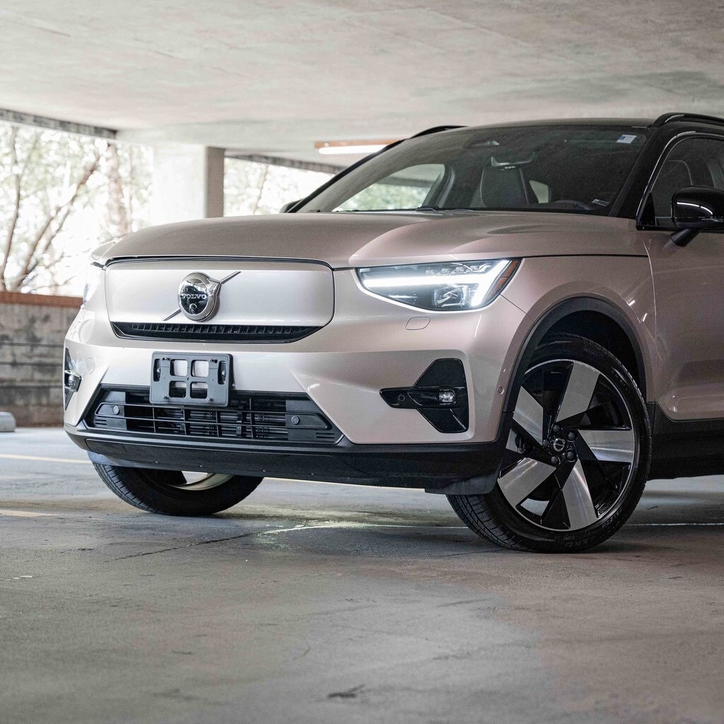Used 2023 Volvo XC40 Ultimate with VIN YV4ED3UM5P2038179 for sale in Bethesda, MD