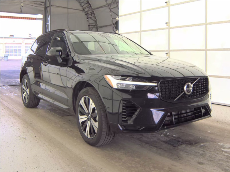 Used 2023 Volvo XC60 Plus with VIN YV4H60DL5P1321846 for sale in Bethesda, MD