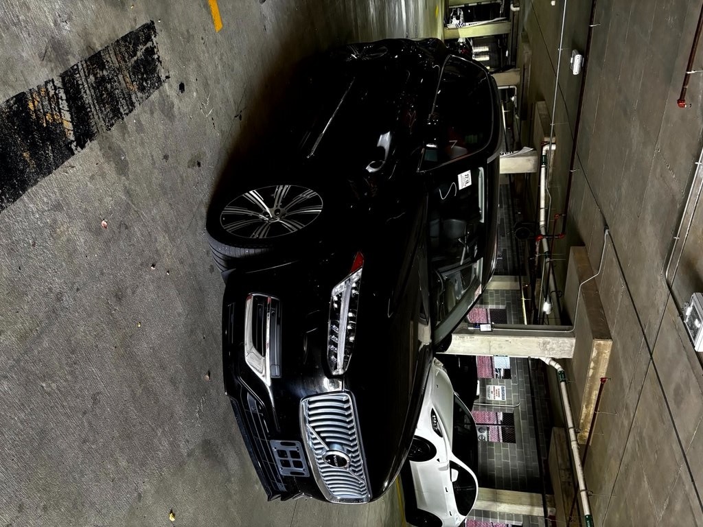 Used 2024 Volvo XC90 plug-in hybrid Ultimate SUV