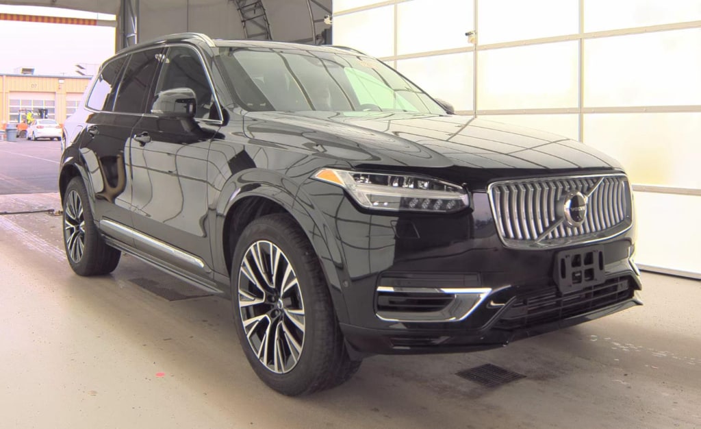 Used 2024 Volvo XC90 plug-in hybrid T8 Plus 6 Passenger SUV