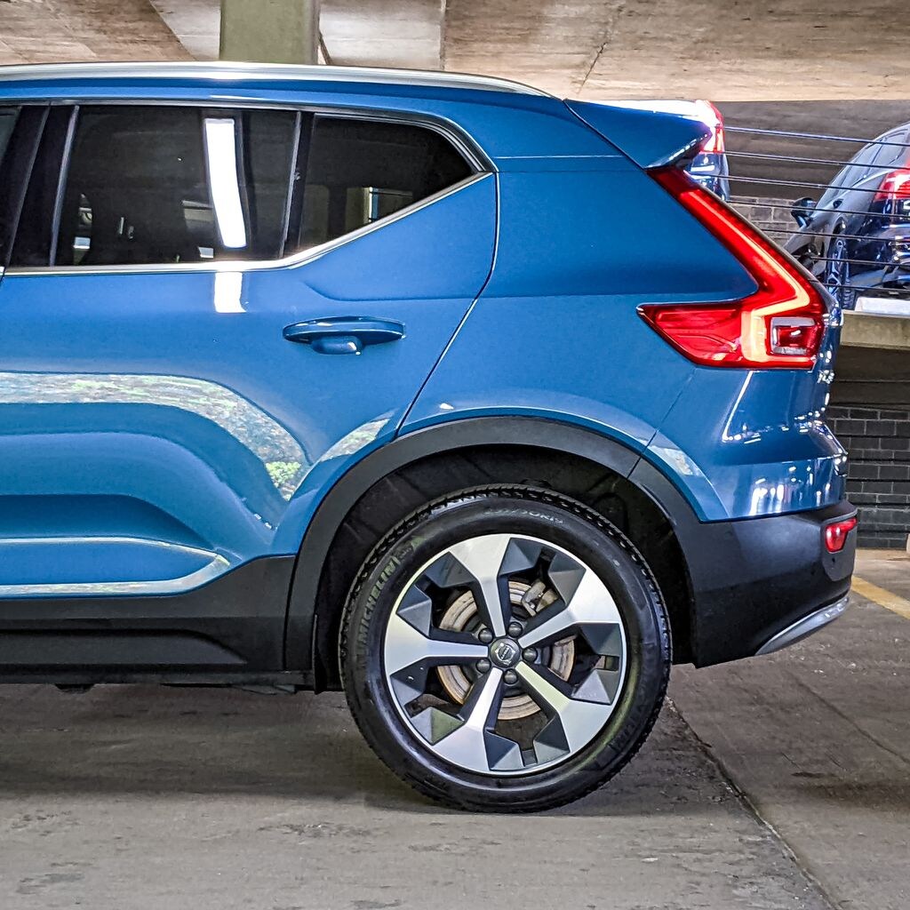 Certified 2024 Volvo XC40 B5 Plus Bright Theme SUV