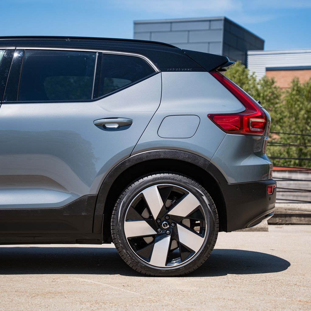 Used 2023 Volvo XC40 Recharge Pure Electric Ultimate SUV