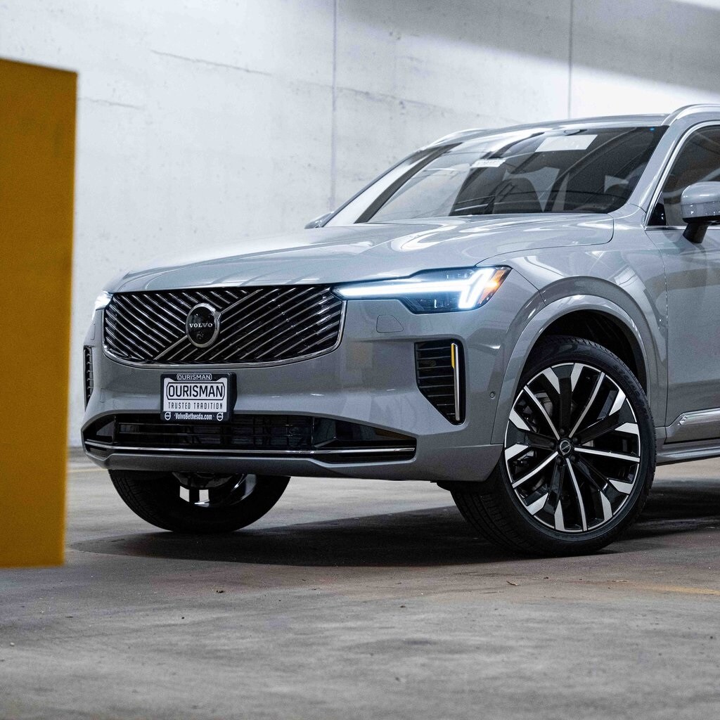 New 2026 Volvo XC90 B6 Plus 6-Seater SUV