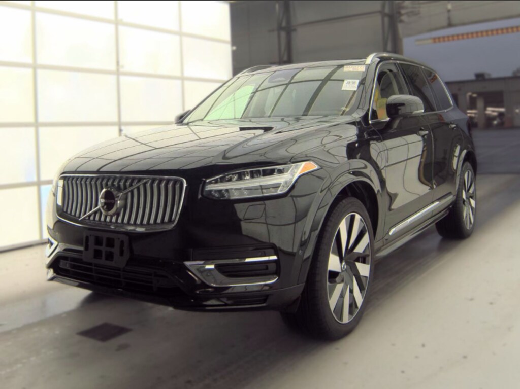 Used 2024 Volvo XC90 plug-in hybrid T8 Plus Bright Theme 7 Passenger SUV