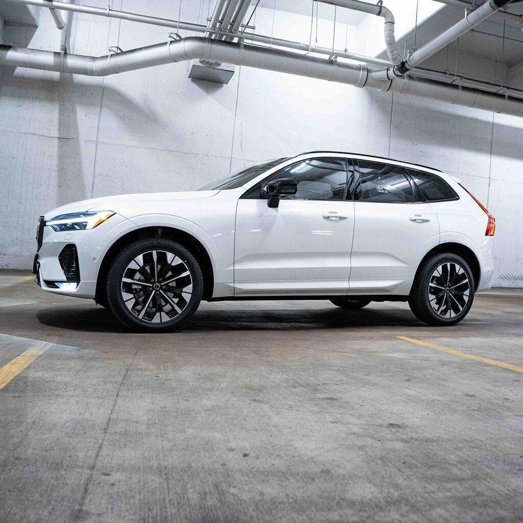 New 2026 Volvo XC60 B5 Plus SUV