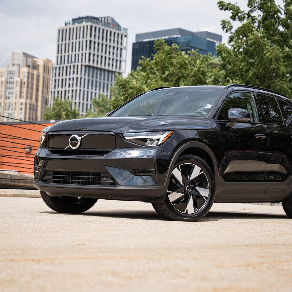 Certified 2024 Volvo XC40 Recharge Pure Electric Core SUV