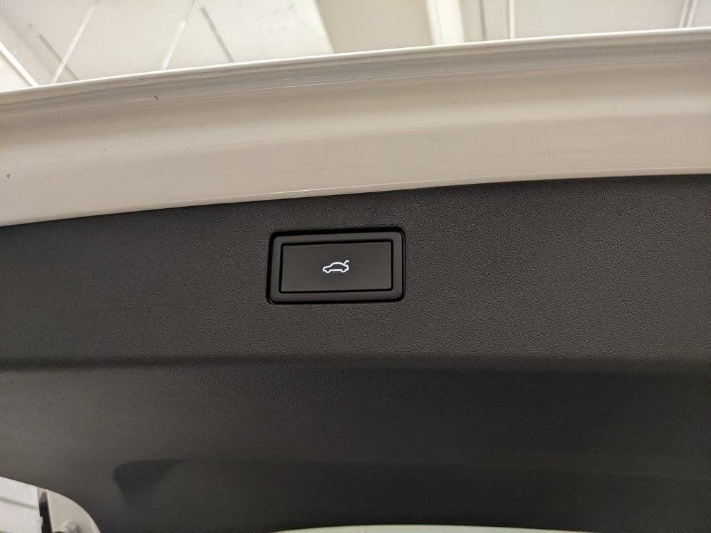 2026 Volkswagen Tiguan SE R-LINE BLACK - Photo 30