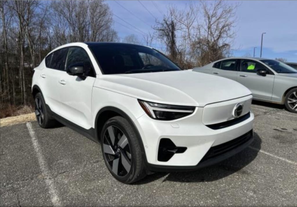 Used 2023 Volvo C40 Recharge Pure Electric Ultimate SUV