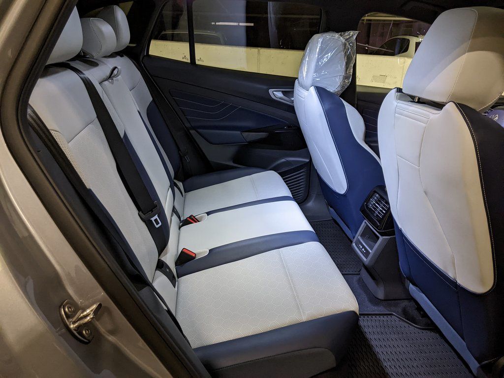 2025 Volkswagen ID.4 PRO S - Photo 25