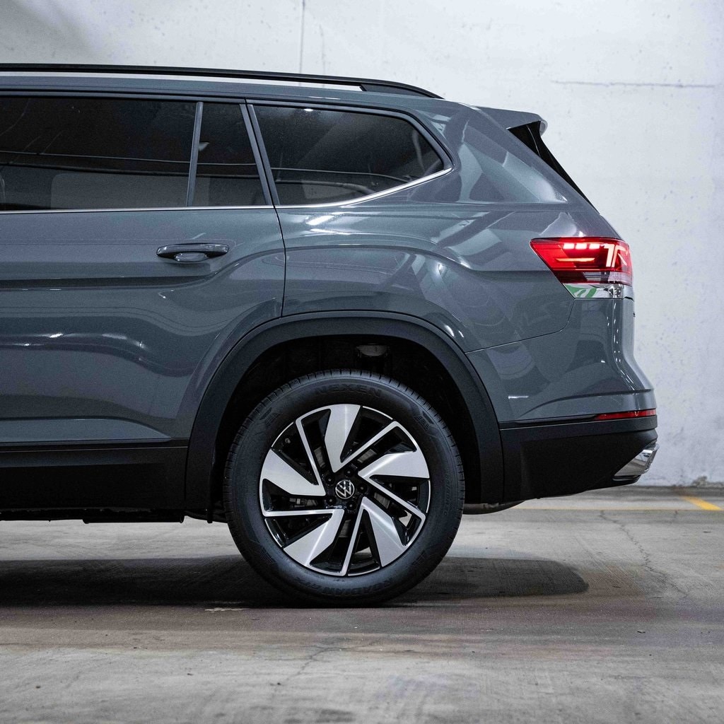 New 2026 Volkswagen Atlas 2.0T SE w/Technology SUV