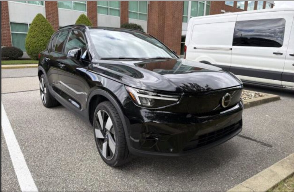 Used 2023 Volvo XC40 Recharge Pure Electric Ultimate SUV