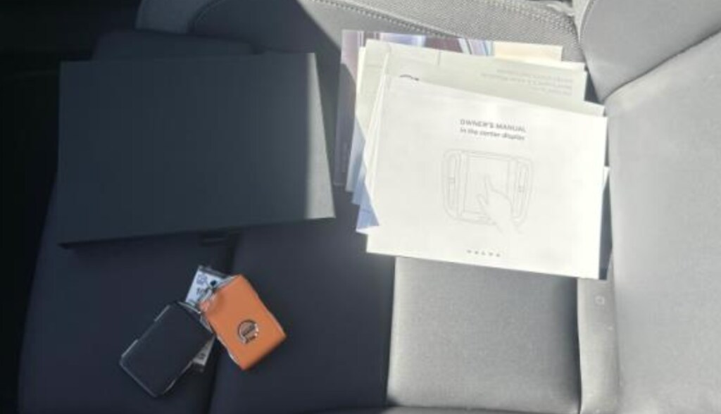 Used 2023 Volvo C40 Recharge Pure Electric Twin Core SUV