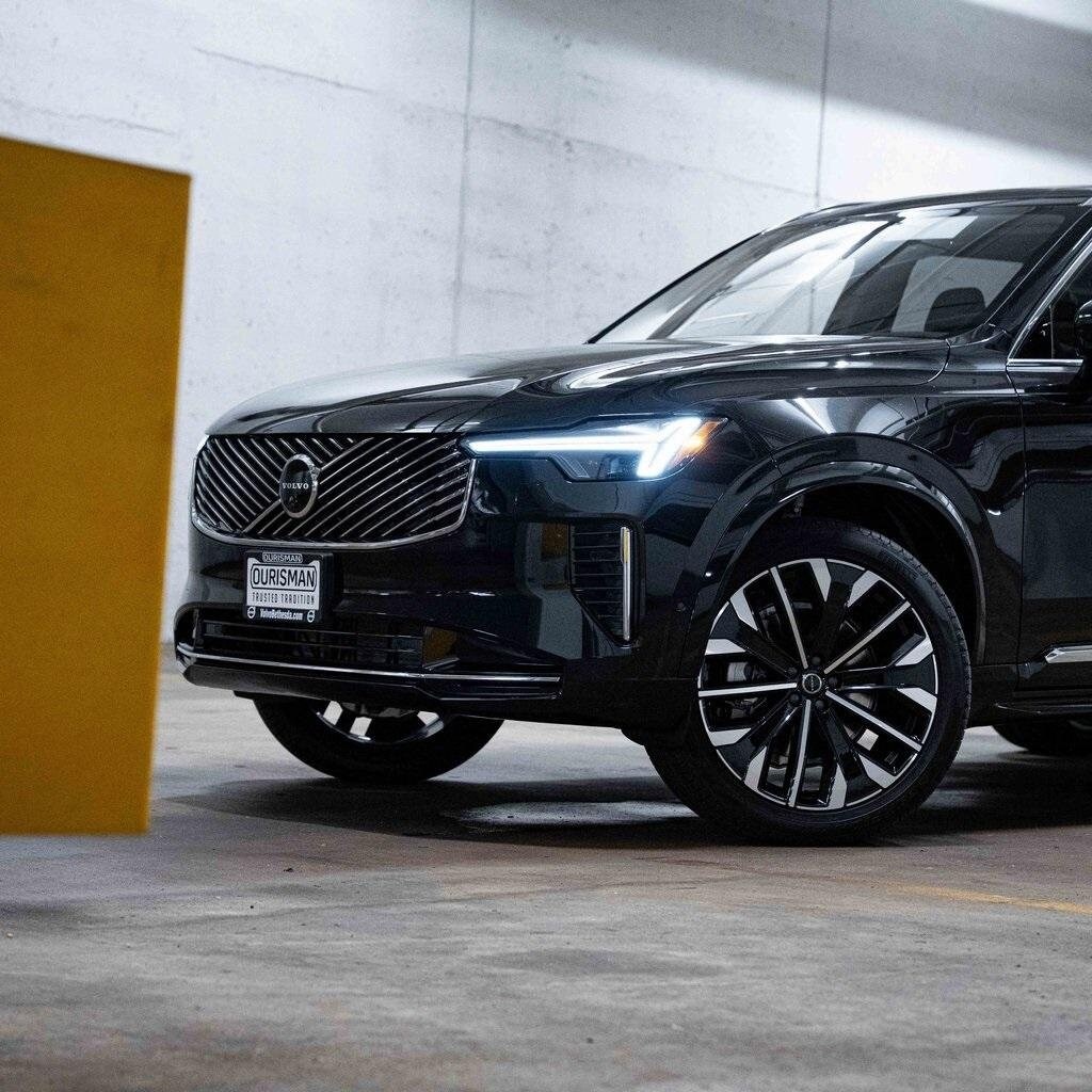 New 2026 Volvo XC90 B6 Plus 7-Seater SUV