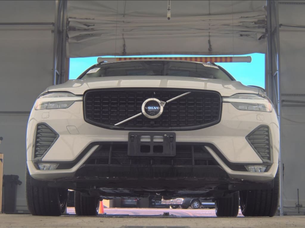 Used 2025 Volvo XC60 B5 Plus SUV