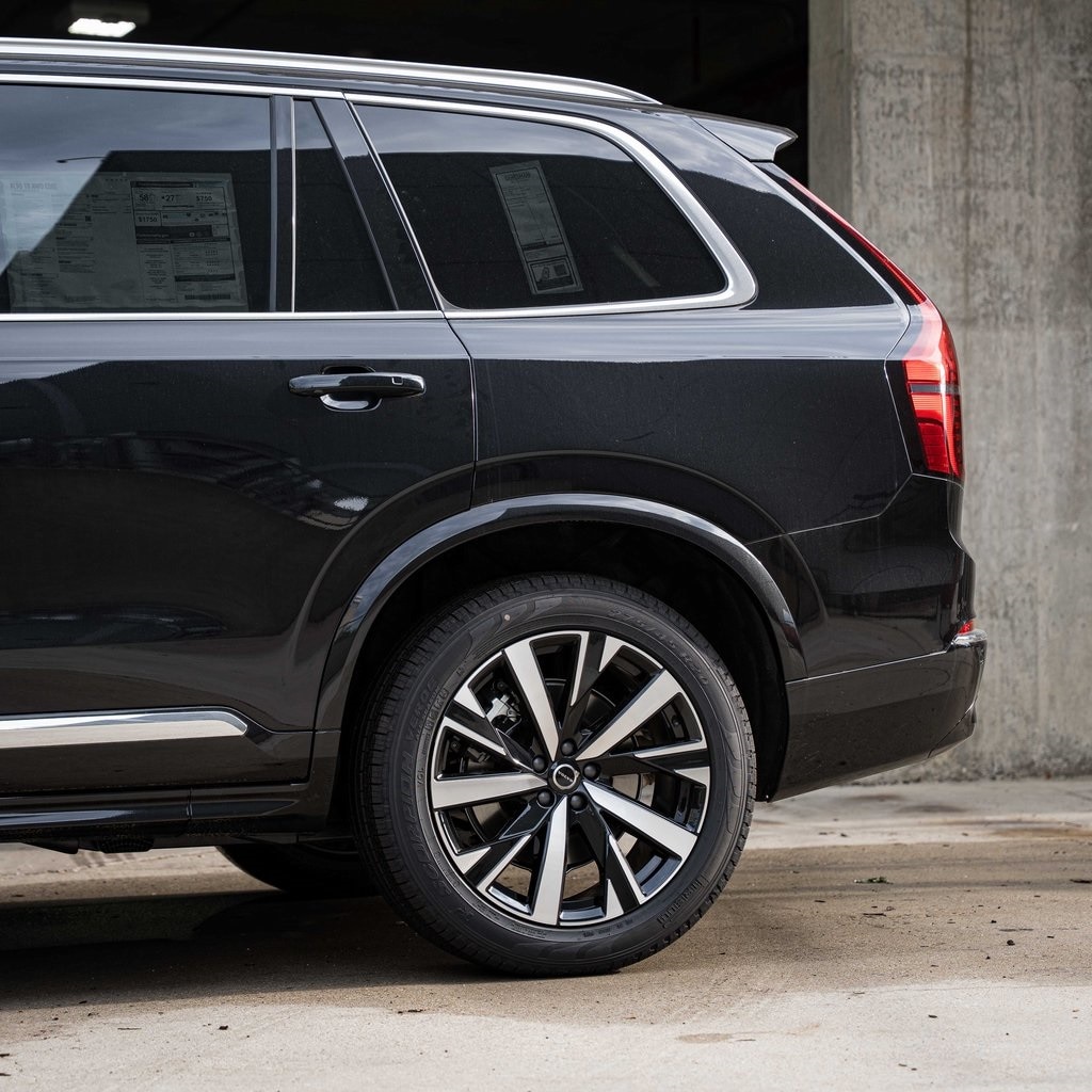 New 2025 Volvo XC90 plug-in hybrid T8 (2025.5) Core 7-Seater SUV