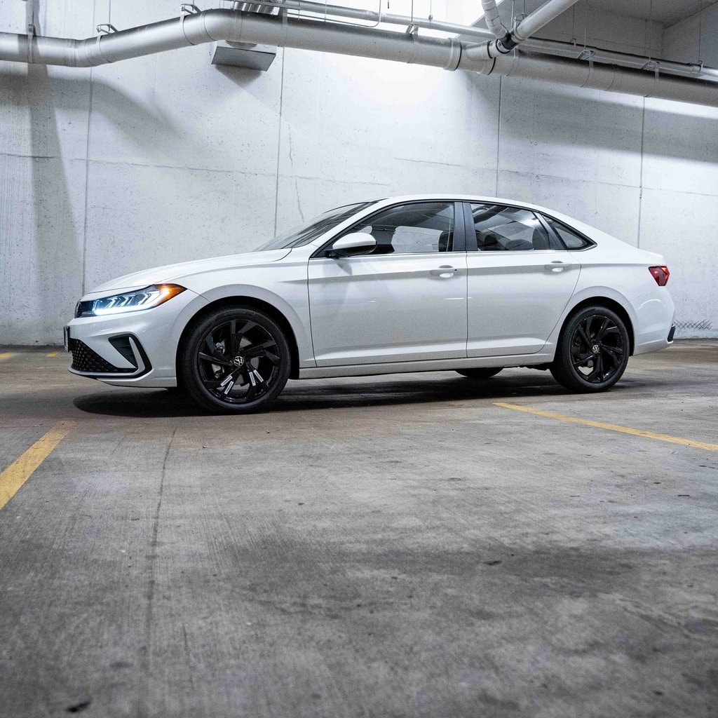 New 2026 Volkswagen Jetta 1.5T SE Sedan