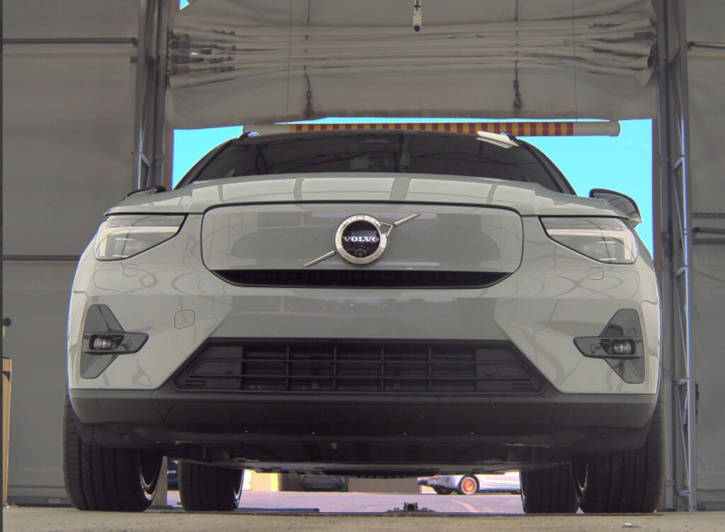 Certified 2024 Volvo XC40 Recharge Pure Electric Ultimate SUV