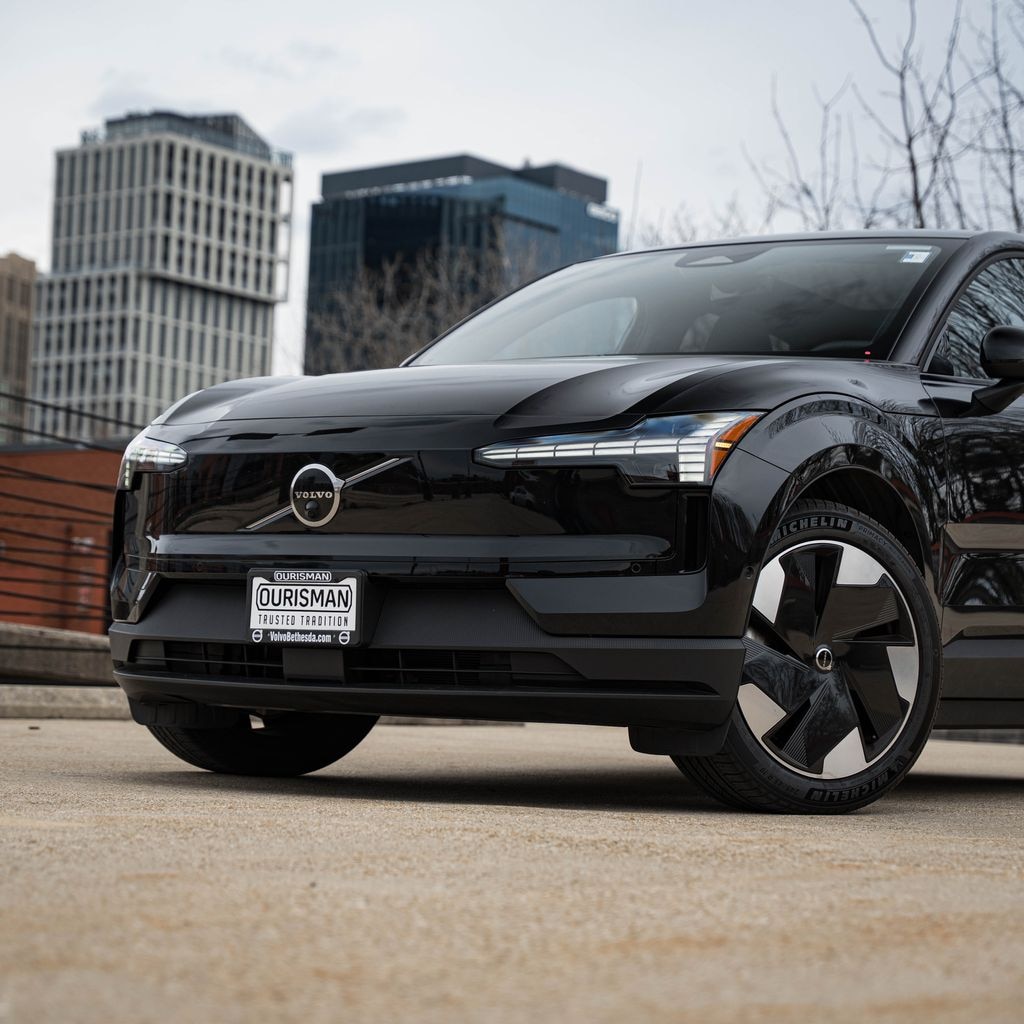 Used 2025 Volvo EX30 Twin Motor Performance Ultra SUV