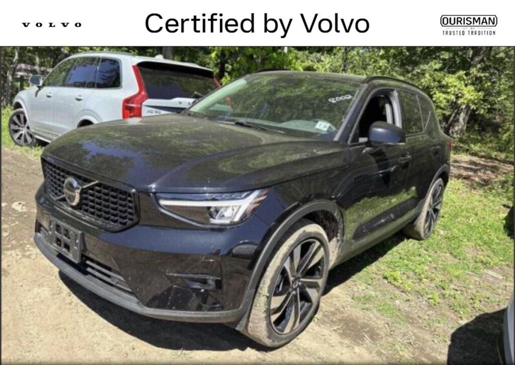 Certified 2024 Volvo XC40 B5 Plus Dark Theme SUV
